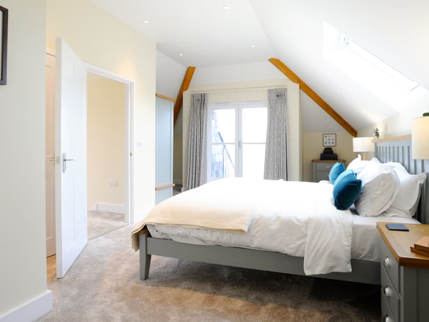 Double bedroom | The Farmhouse - Brook Farmhouse Cottages, Brook, near Brighstone