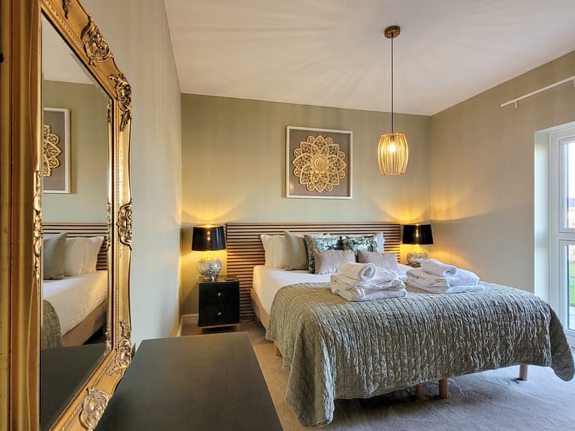 Double bedroom | Marsh Marigold Cottage - Ashlin Farm Barns, Dunholme, near Lincoln