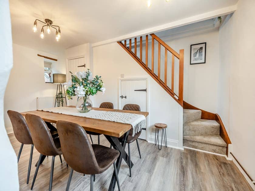 Dining room | Old Stables Cottage, Ponthirwaun