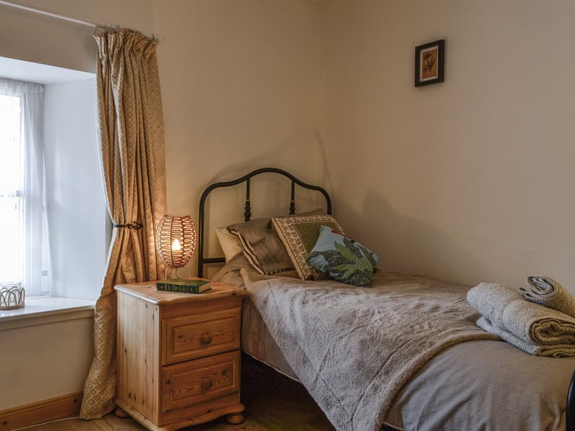 Twin bedroom | Willesdene Cottage, Perth