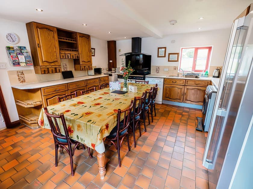 Kitchen/diner | Pine Cottage - Broadhurst Farm Holiday Cottages, Waterhouses