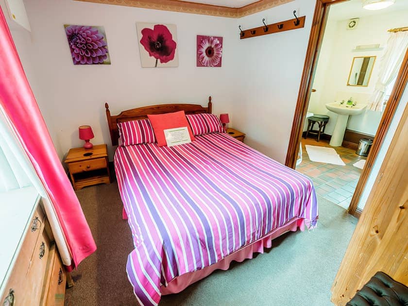 Double bedroom | Pine Cottage - Broadhurst Farm Holiday Cottages, Waterhouses
