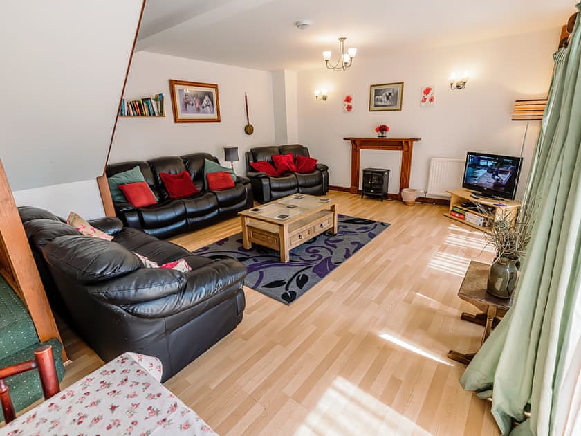 Living room/dining room | Cedar Cottage - Broadhurst Farm Holiday Cottages, Waterhouses