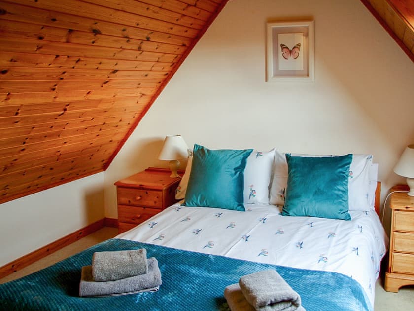 Double bedroom | Thistle Cottage - Cathair Dhubh Estate, Clachtoll, near Lochinver