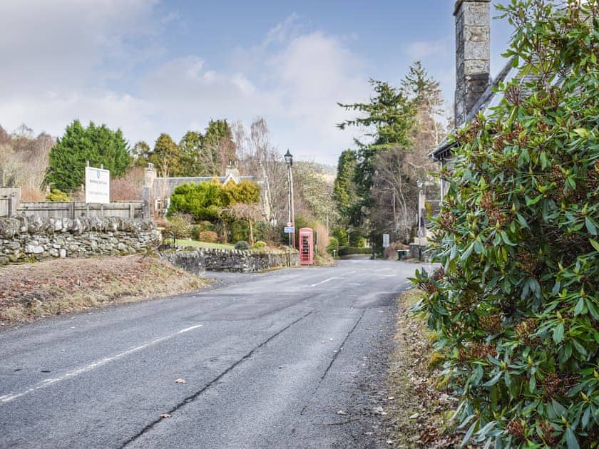Setting | Gushat Cottage, Strathtay, near Aberfeldy