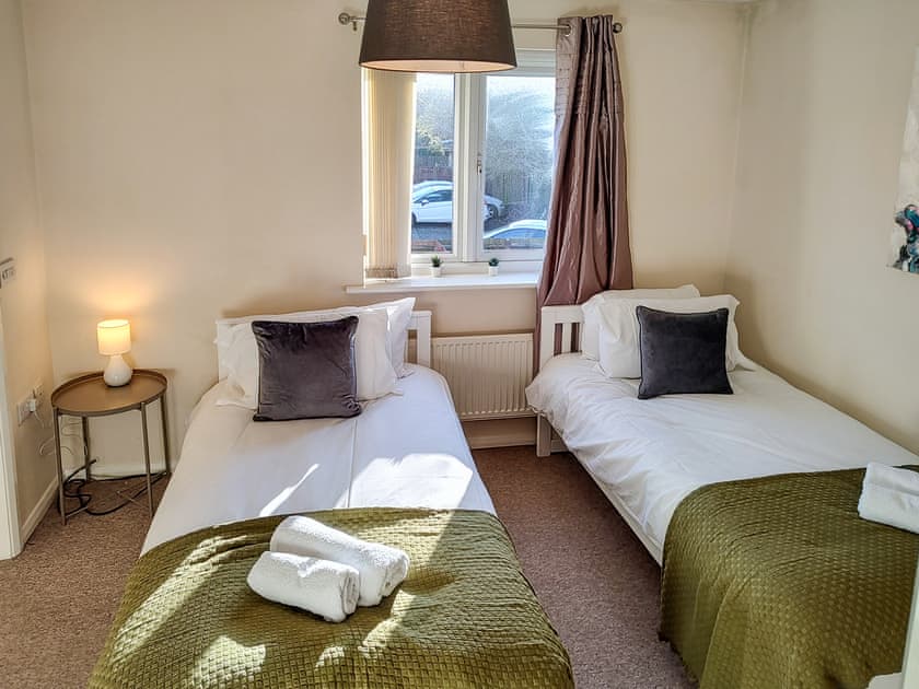 Twin bedroom | Ormonde House, Grantham