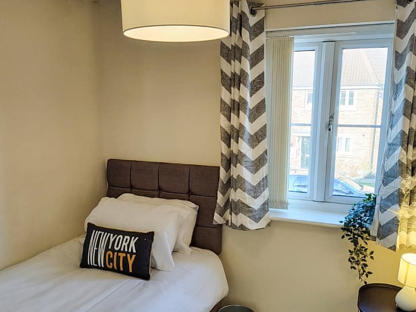 Single bedroom | Ormonde House, Grantham