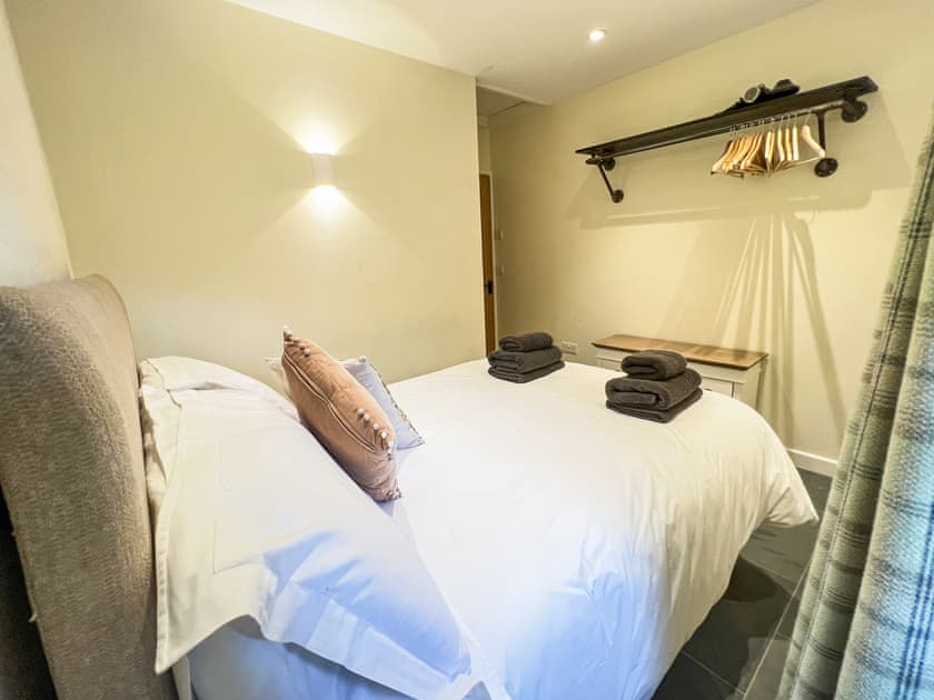 Double bedroom | The Milking Parlour - Preseli Hills Cottages, Rhosfach
