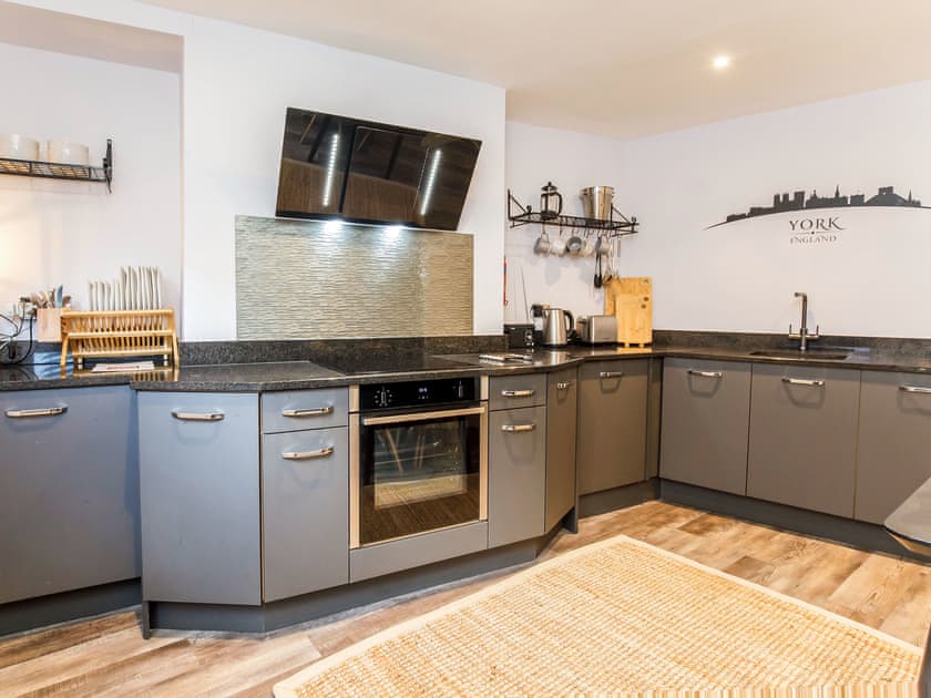 Kitchen/diner | The Holgate Hideaway - York Boutique Lets, York