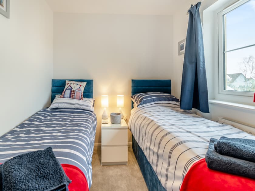 Twin bedroom | Blue Skies, Sageston