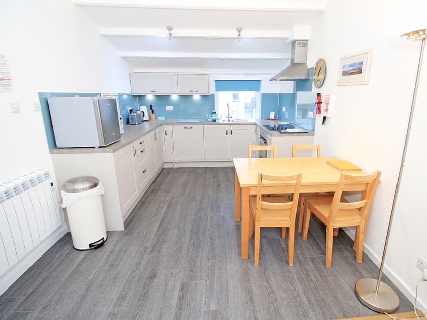 Kitchen/diner | The Moorings Apartment, Porthmadog
