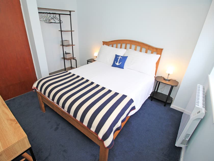 Double bedroom | The Moorings Apartment, Porthmadog