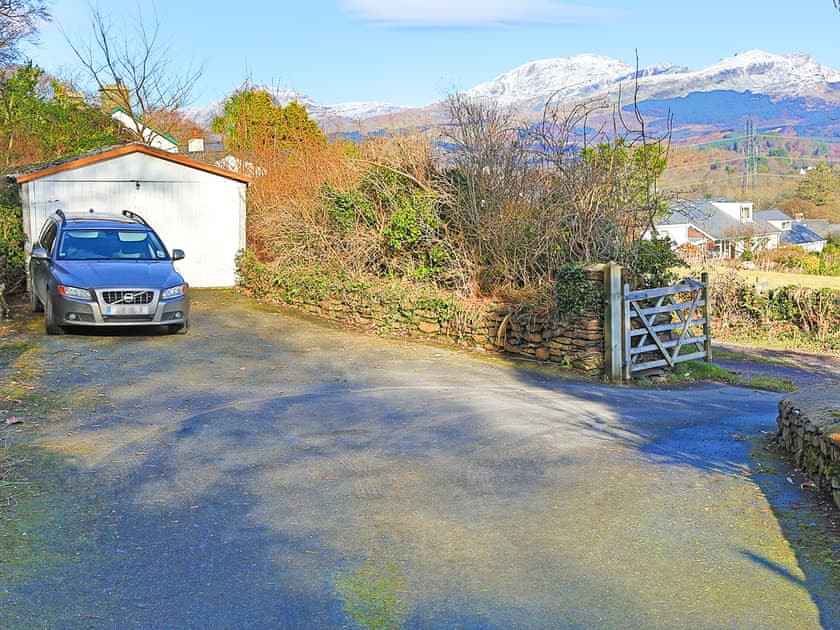 Parking | Artist’s Cottage, Minffordd