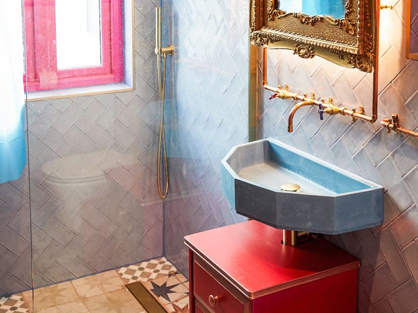 Bathroom | Azure - A Beach Bedroom, Combe Martin, near Ilfracombe