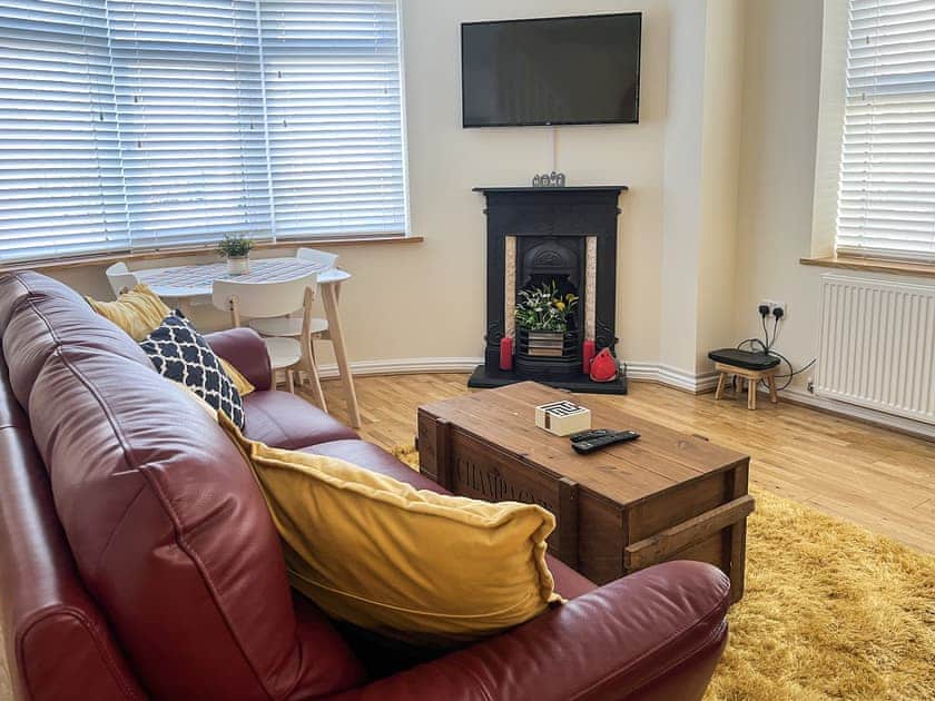 Open plan living space | Robin’s Nest, Edwinstowe, near Mansfield