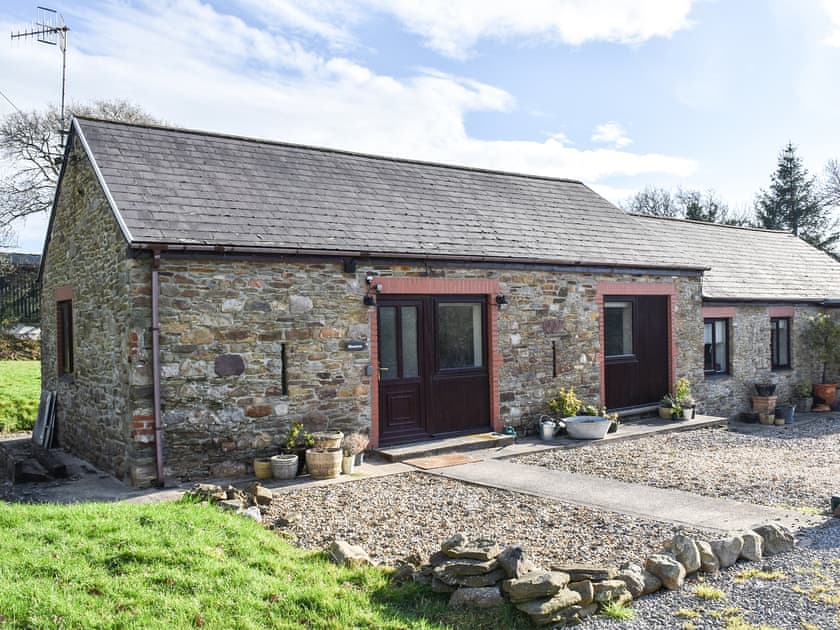 Exterior | Meadow Cottage - Gowerton Cottages, Gowerton, near Swansea