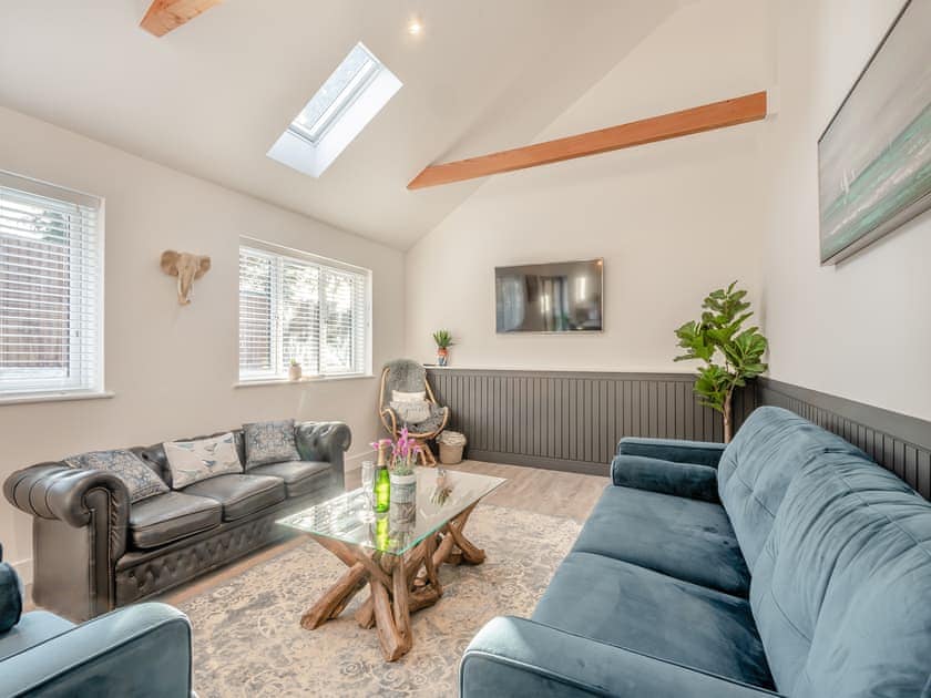 Living area | High Garden, Burgh Castle