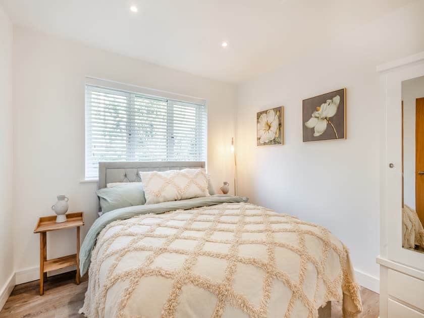 Double bedroom | High Garden, Burgh Castle