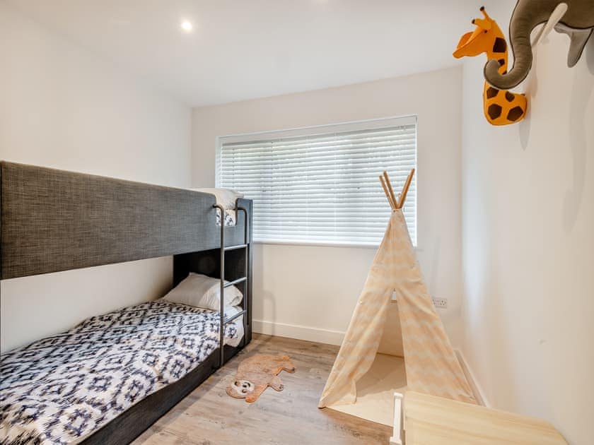 Bunk bedroom | High Garden, Burgh Castle