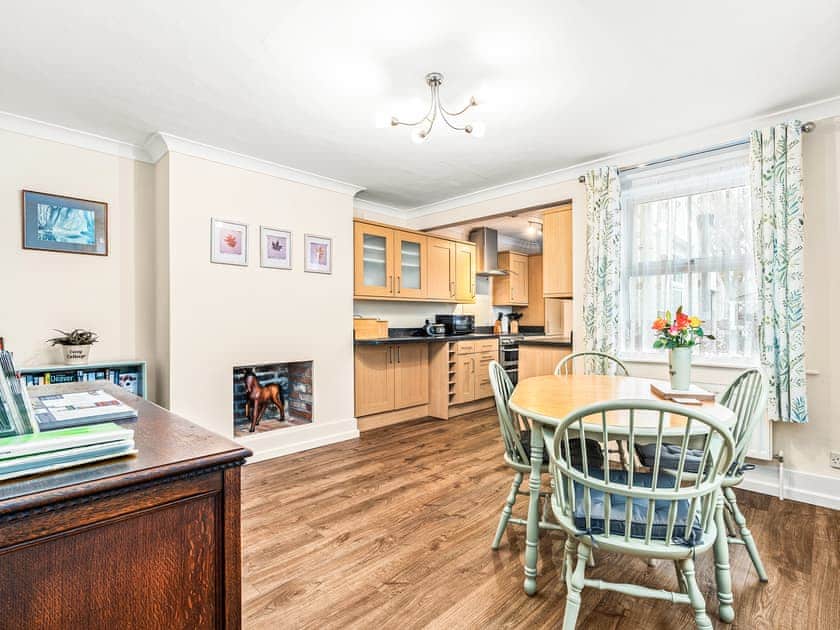 Kitchen/diner | Cosy Cottage, Lyndhurst