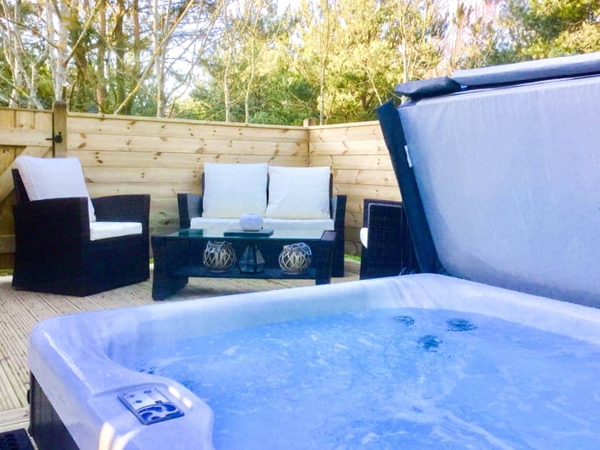 Hot tub | Mia’s Place - Felmoor Park, Felton, near Morpeth