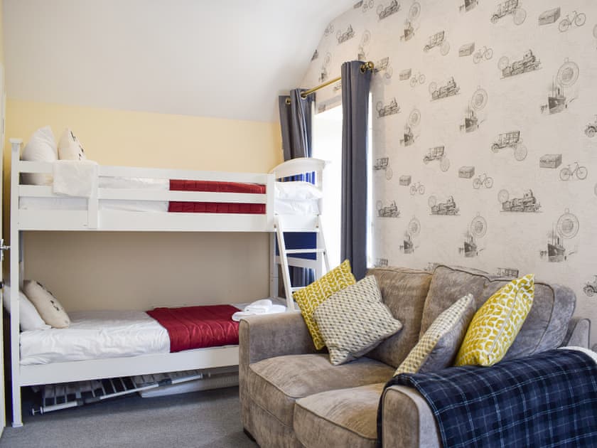 Bunk bedroom | Fiona’s Cottage, Crieff