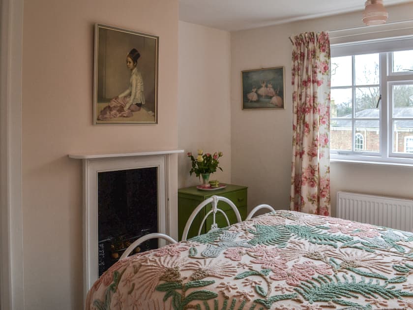 Double bedroom | Cooper’s Cottage, Louth