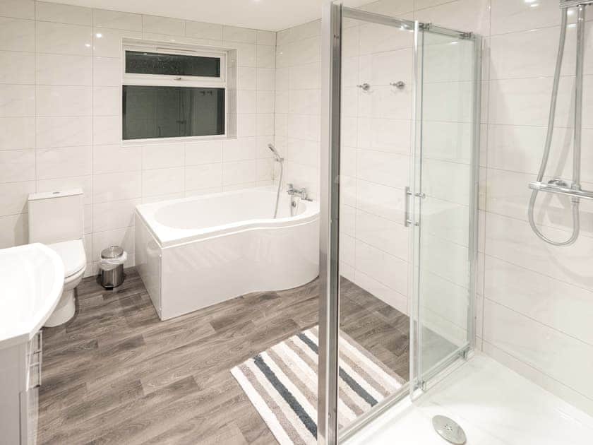 Bathroom | High Trees, High Kelling, near Holt