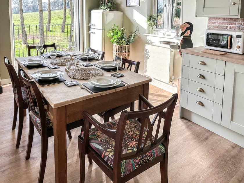Kitchen/diner | TallTrees - Lawpit Lodges, Uplowman, near Tiverton
