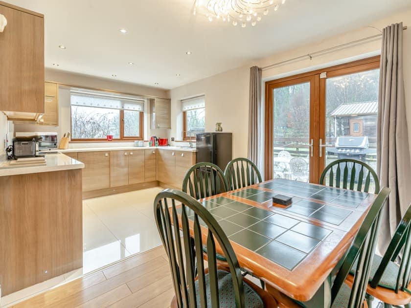 Dining Area | Wernddu Fechan Bungalow - Wernddu Properties, Neath