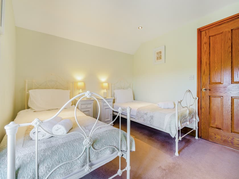 Twin bedroom | Mr Wetherell’s Cottage - Harvester Cottages, Kirkbridge, near Crakehall