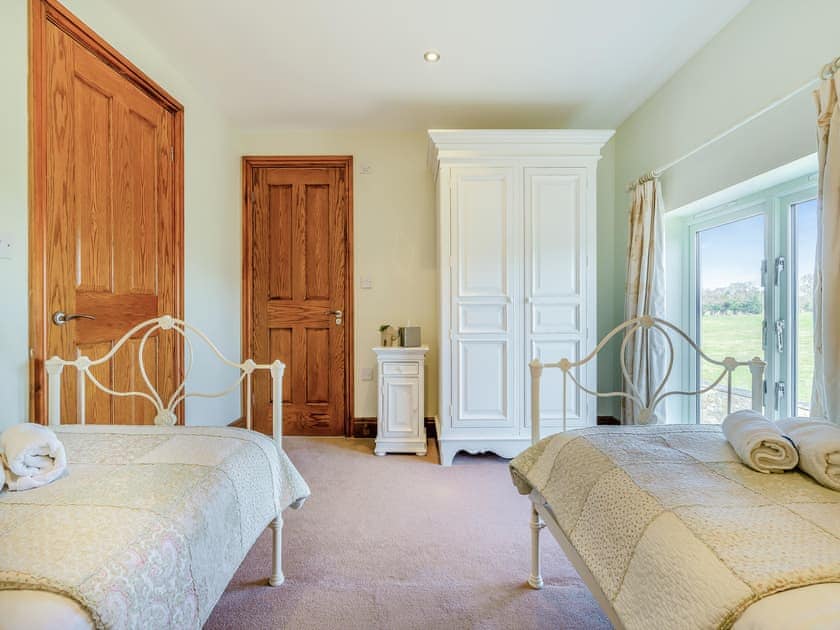Twin bedroom | Mr Wetherell’s Cottage - Harvester Cottages, Kirkbridge, near Crakehall