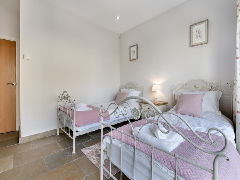 Twin bedroom | Bell’s Barn - Harvester Cottages, Kirkbridge, near Crakehall