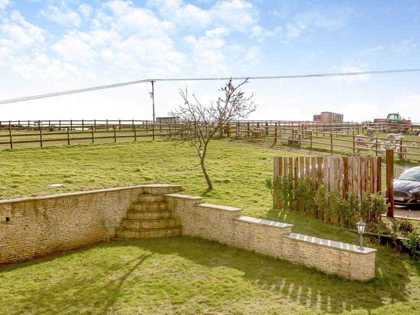 Garden | The Farm House - Quarry Hill Farm, Shipton-Under-Wychwood