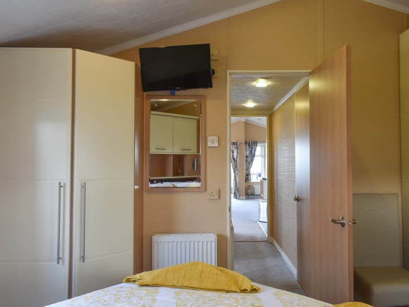 Double bedroom | Sunset Lodge, Llanddulas