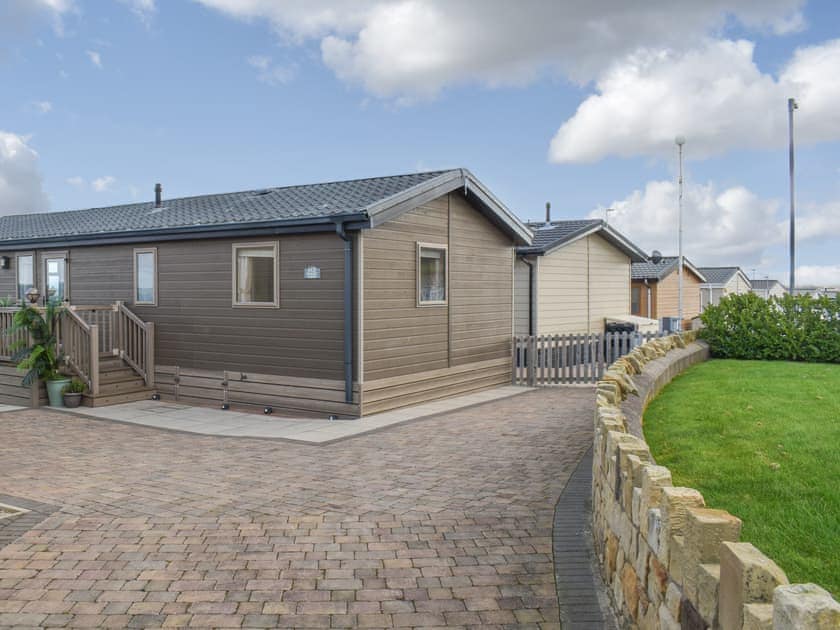 Parking | Sunset Lodge, Llanddulas