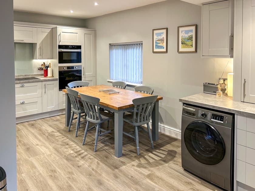 Kitchen/diner | The Old Stables, Windermere