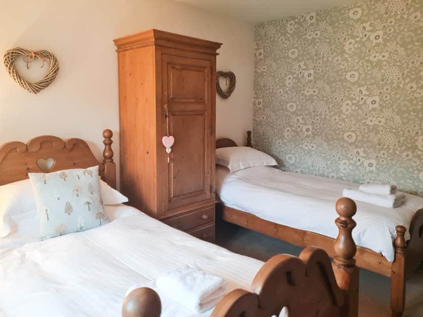 Twin bedroom | Flatts Barn, Hebden, near Grassington