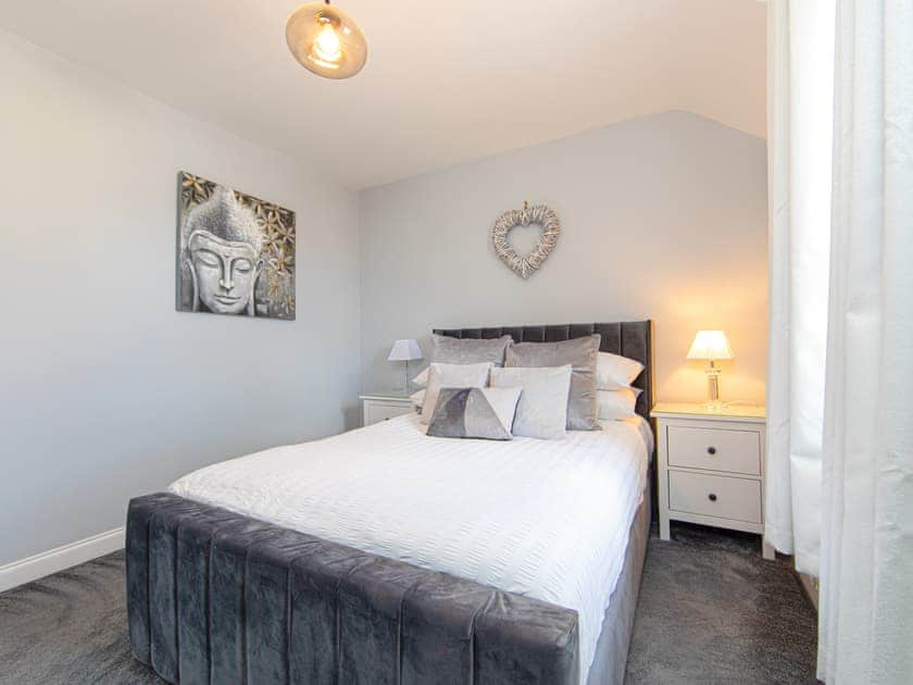 Double bedroom | Craig Y Nos, Saundersfoot, near Tenby