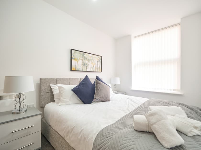 Double bedroom | Apartment 8 - Winckley House, Preston