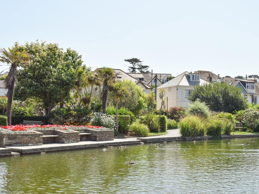 Surrounding area | Chyvelyn, Perranporth