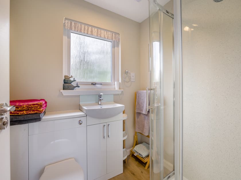 Shower room | Boreland Farm Cabin - Boreland Farm Cottages, Kirkmichael, near Blairgowrie