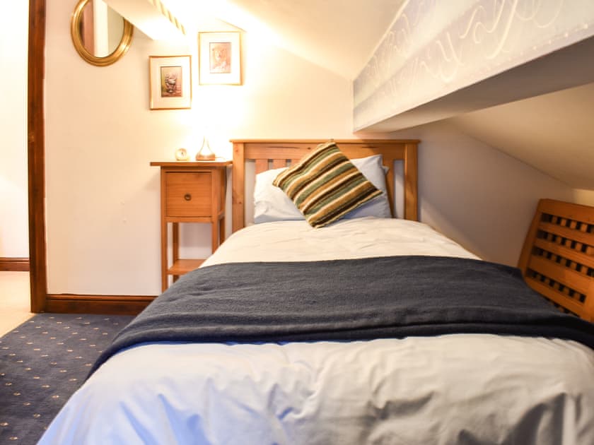 single bedroom  | Brunthwaite Cottage, Brunthwaite, near Silsden