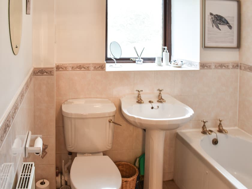 Bathroom | Brunthwaite Cottage, Brunthwaite, near Silsden