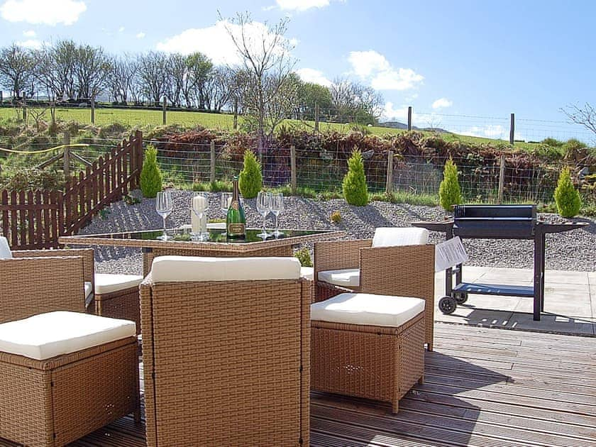 Patio | Ty Pen Y Bryn, Dolgellau