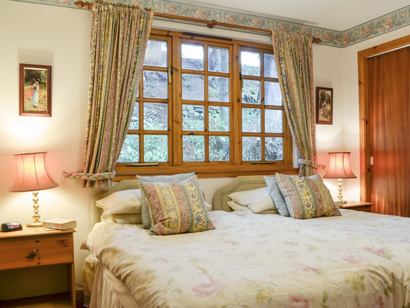 Double bedroom | Toll Bridge Lodge, Banchory
