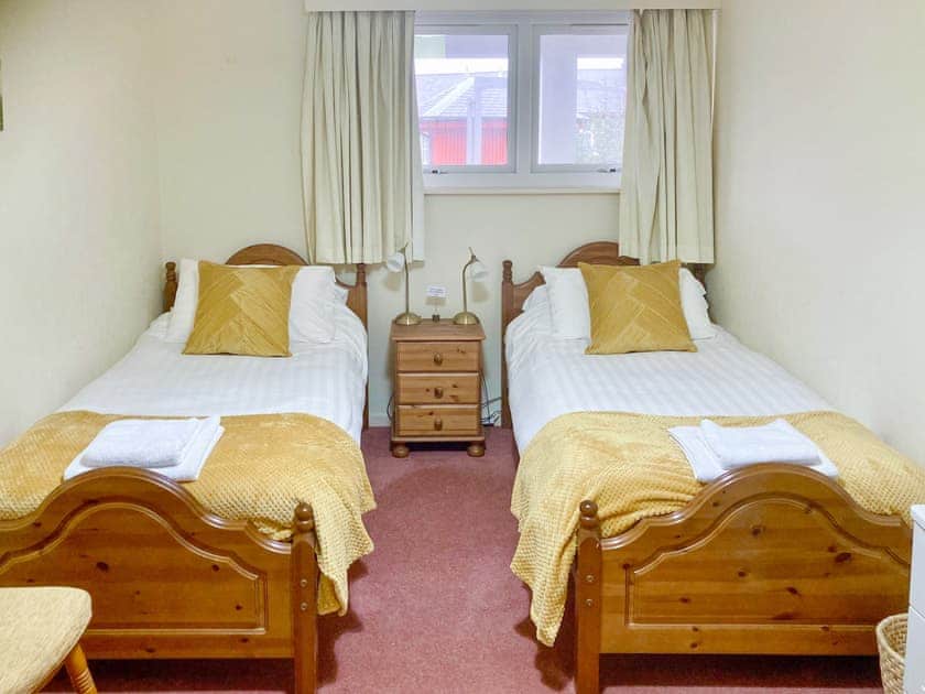 Twin bedroom | Glaslyn Harbour Views, Porthmadog