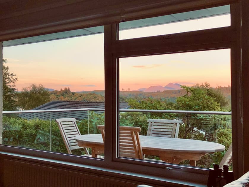 Sunet view | Summit, Oban