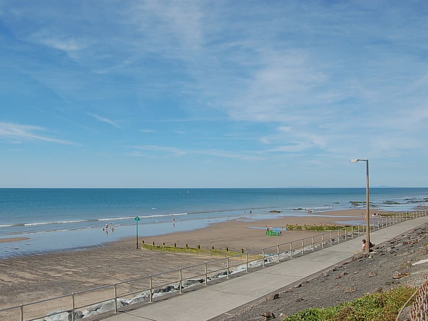 View | Dolphin Beach House, Tywyn