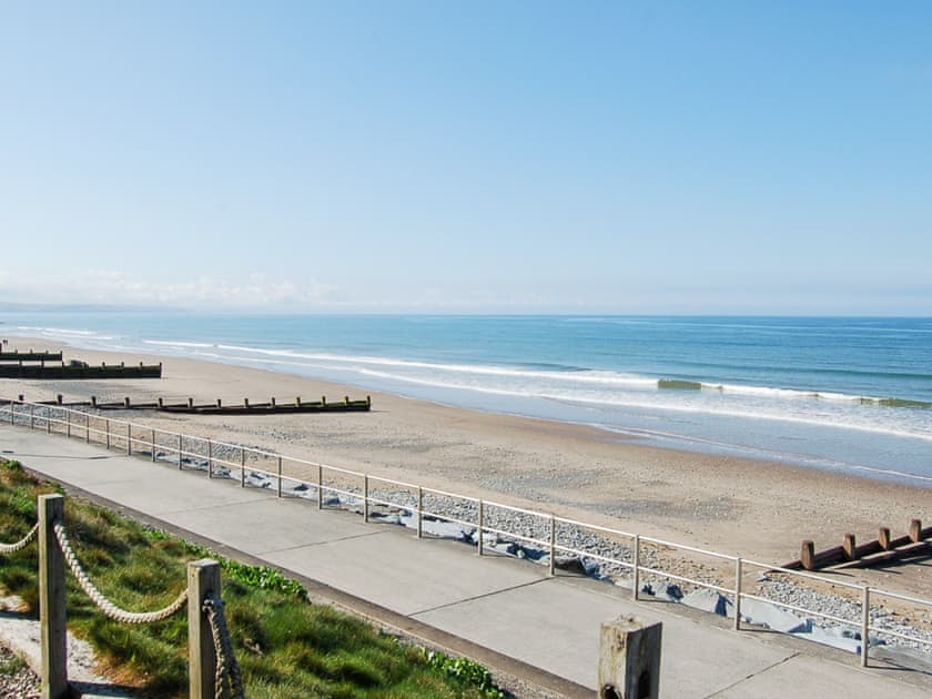 View | Dolphin Beach House, Tywyn